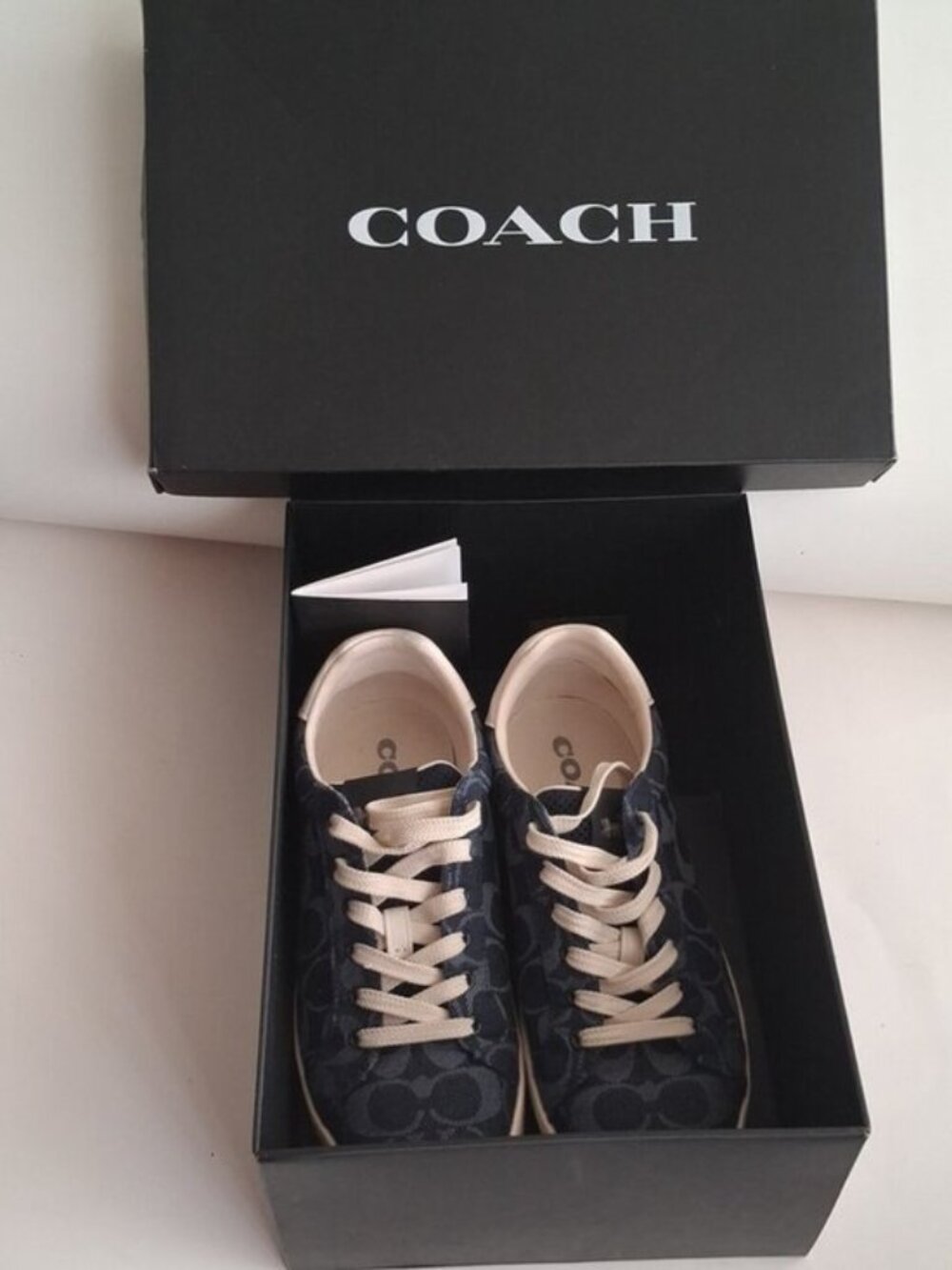 Coach Clip Signature Denim Low-Top Sneakers with Cream Accents Women's Size 9.5B